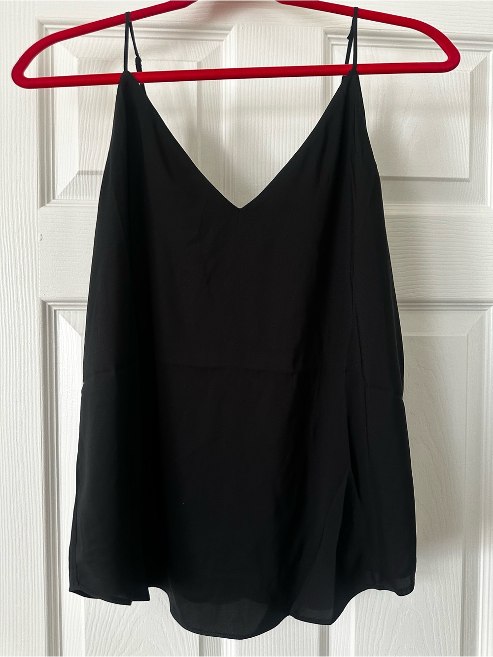 Express Women's V Neck Downtown Cami Elegant Black Camisole Small